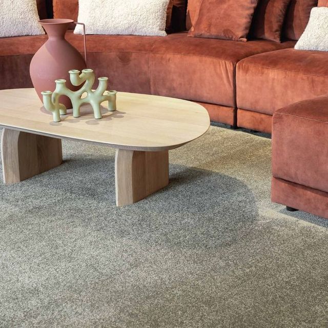 Pebble carpet